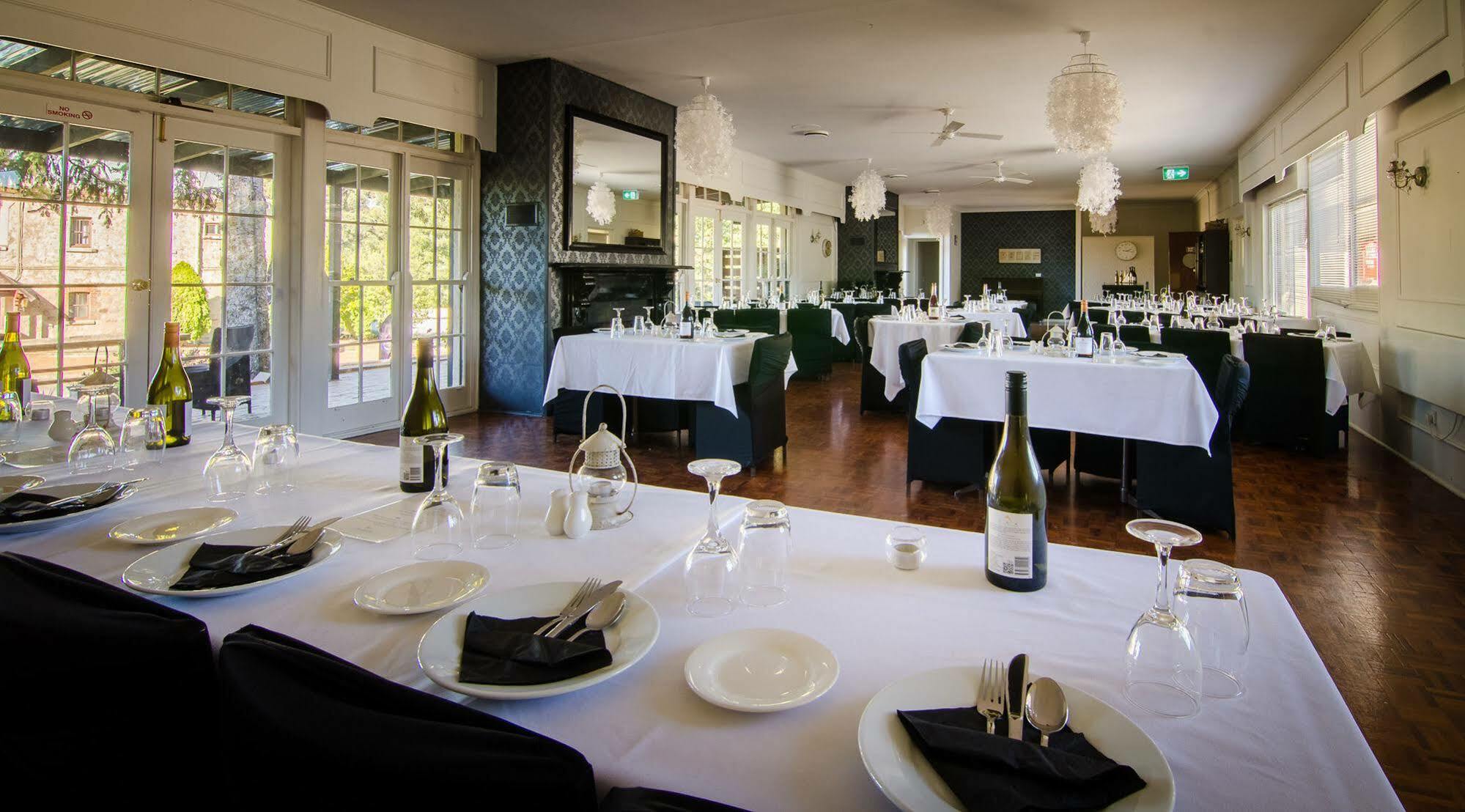 Bundanoon Country Inn Motel Exteriör bild